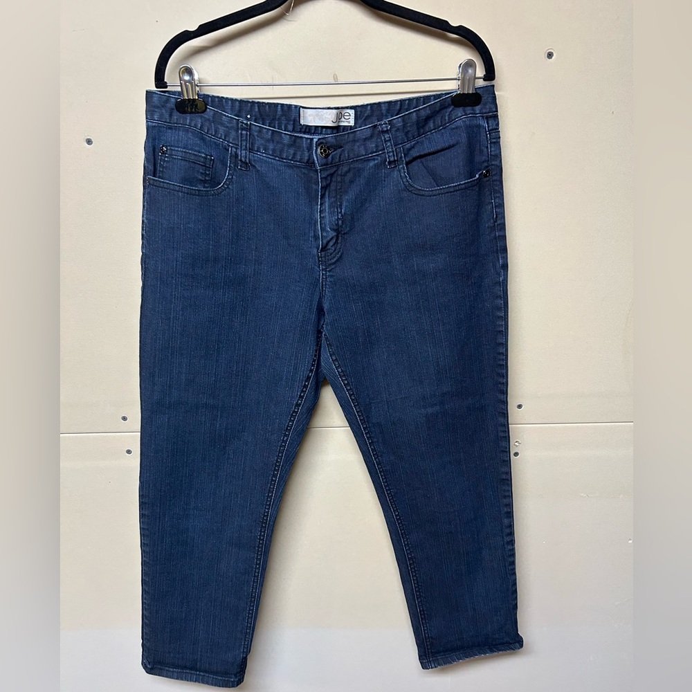 2/$20❤️- JEANS | Women’s Joe Fresh jeans size 14